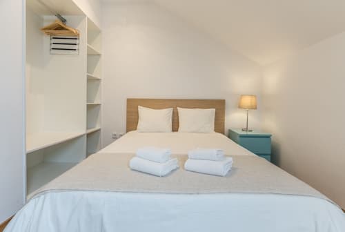 Home Out Rooms & Apartments, Room