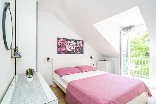 Apartment & Rooms Papa, Room