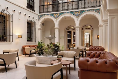 H10 Palacio Colomera, Lobby