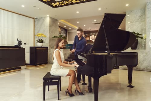 Florida Hotel, Reception