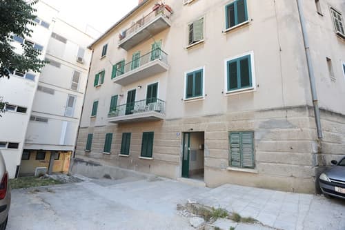 Silver & Gold Luxury Rooms, Front of property