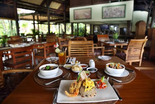 Merumatta Senggigi Lombok, Restaurant