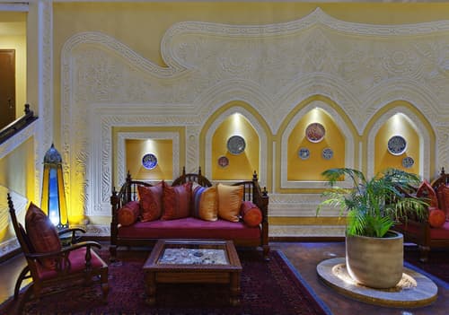 The Heron By Sarovar Portico India, Lobby sitting area