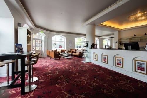 Milling Hotel Saxildhus, Reception