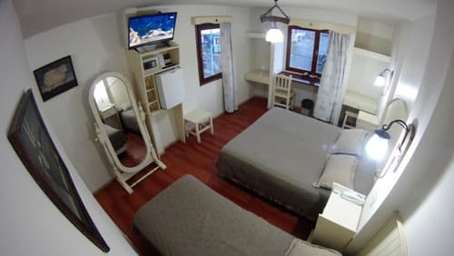 Rosa de Los Vientos, Room