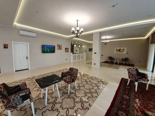 Ruma Qala Hotel, Lobby sitting area