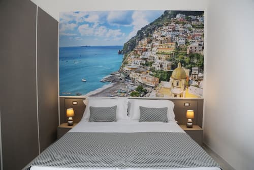 Palazzo Caracciolo del Sole, Room