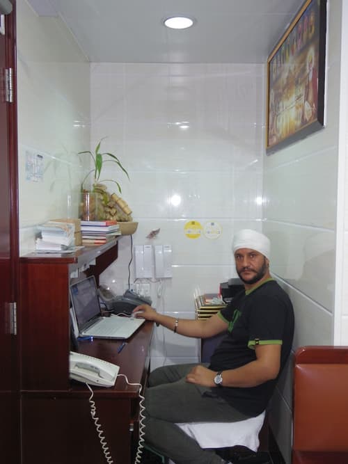 Dutch Hostel, Reception