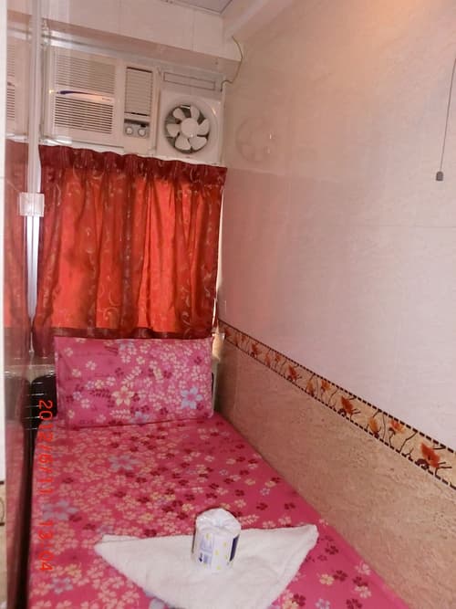 Dutch Hostel, Room