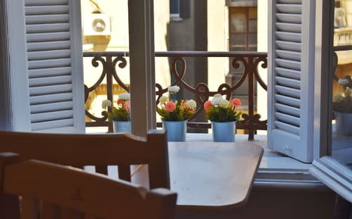 Columbia Hotel, Room