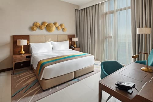 Holiday Inn Dubai Al-Maktoum Airport by IHG, Room