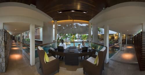 Dhevatara Beach Hotel, Reception