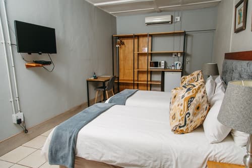 Biweda Nguni B&B, Room