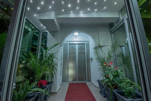 Hotel Villa Dislievski, Reception