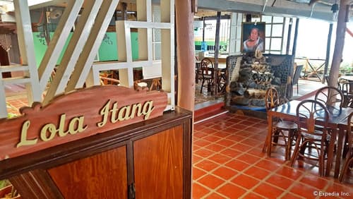 Lola Itang Pension, Reception