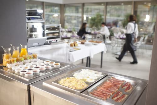 Hotel K10, Buffet