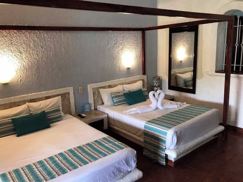 Chez Waffle Hotel, Room