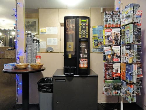 English Bay Hotel, Property amenity