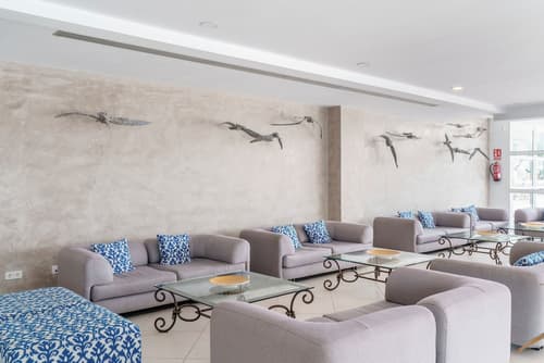 Alua Gran Camp de Mar Hotel, Lobby sitting area