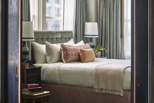 The Pontchartrain Hotel, Room