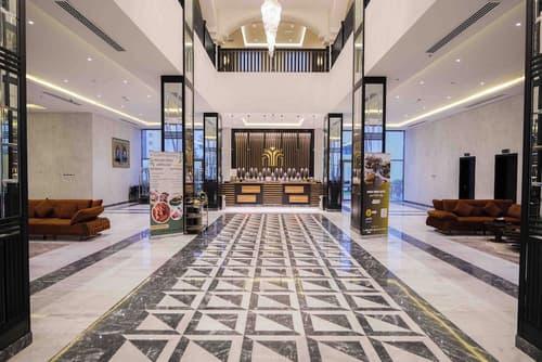 The Plaza Hotel and Resort, Reception