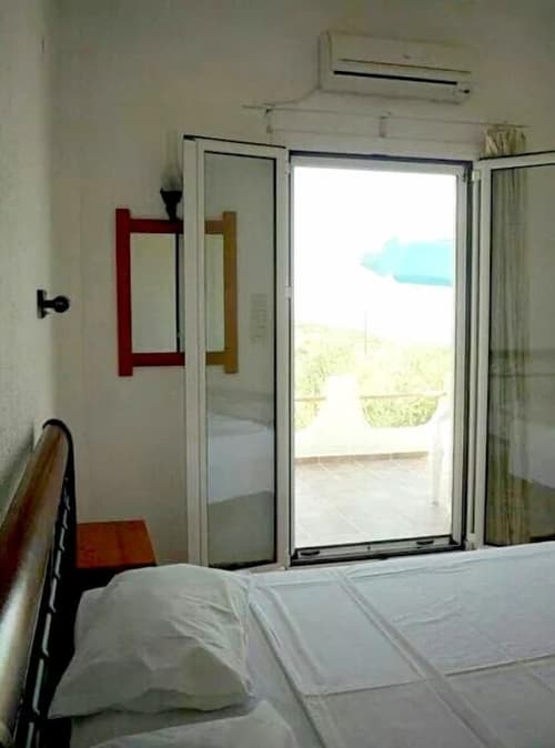 Kassandra Garden Residence, Room