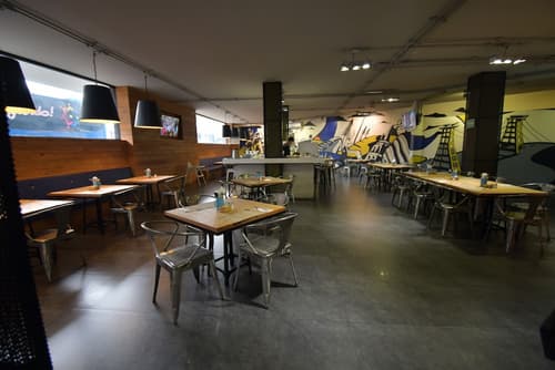 Perla Central Hotel, Restaurant