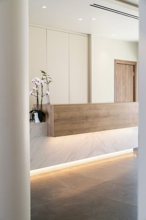 PHEIA, Vriniotis Resorts, Reception