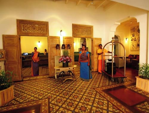 Thilanka Hotel, Reception