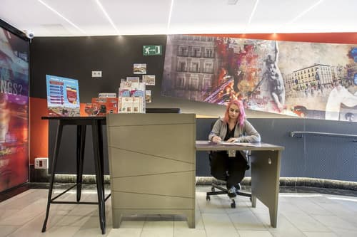 Mola! Suites, Reception