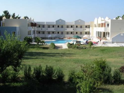 Olga's Paradise, General view