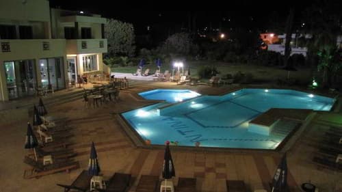 Olga's Paradise, General view