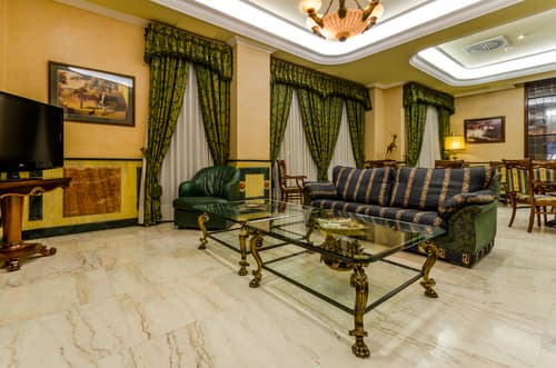 Infanta Cristina, Lobby