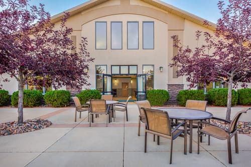 Holiday Inn Express and Suites Gillette, General view