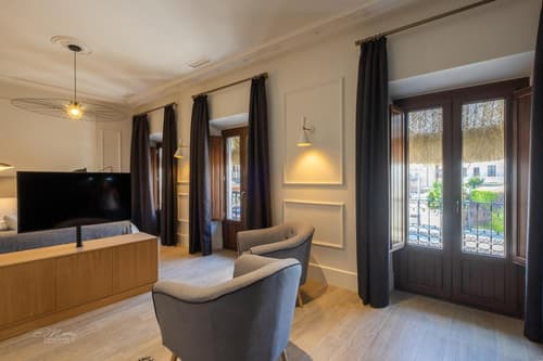 Barbarossa Suites Plaza de España, 