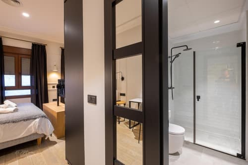 Barbarossa Suites Plaza de España, 