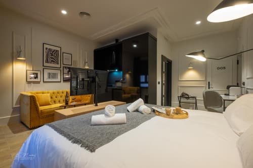 Barbarossa Suites Plaza de España, 