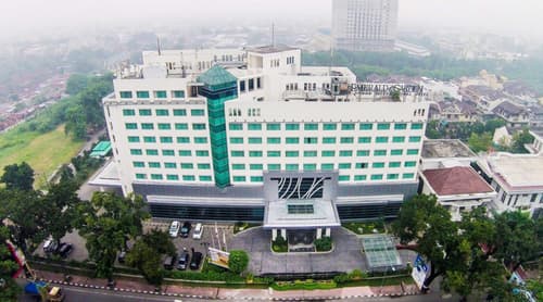 Emerald Garden International Hotel, 