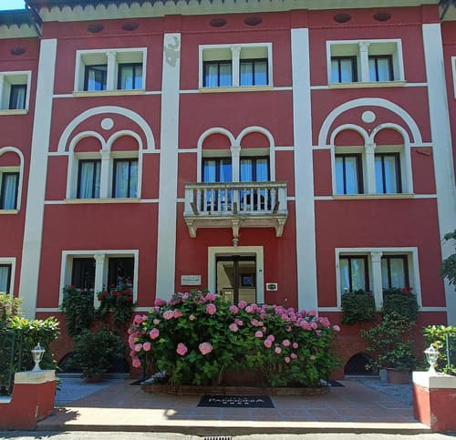 Hotel Villa Pannonia, 