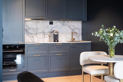 The Villa Apartments, 