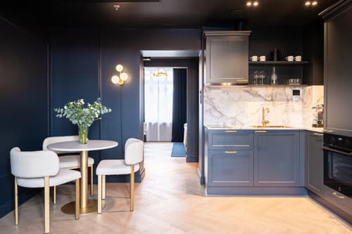 The Villa Apartments, 