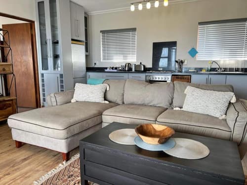 Sea Whisper Guest House, 