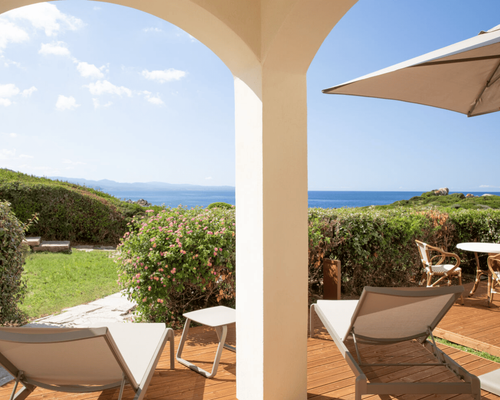 Mangia's Santa Teresa Sardinia, Curio Collection by Hilton, 