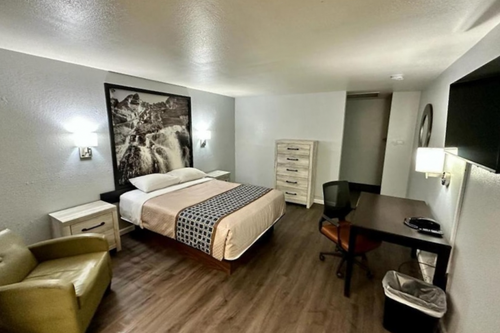 Canyon Inn Motel By OYO Flagstaff Route-66, 