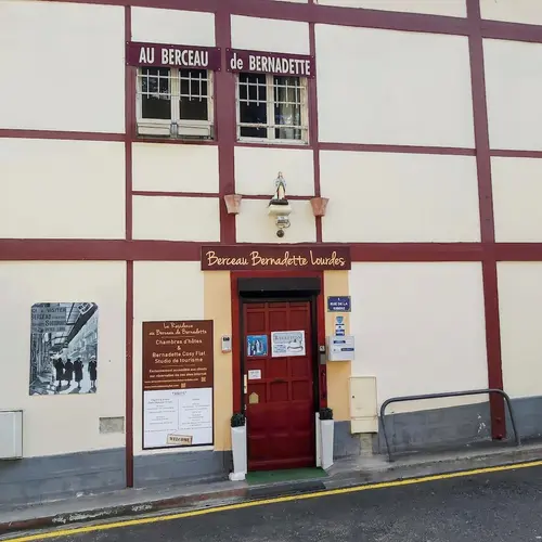 La Residence Au Berceau de Bernadette, Front of property