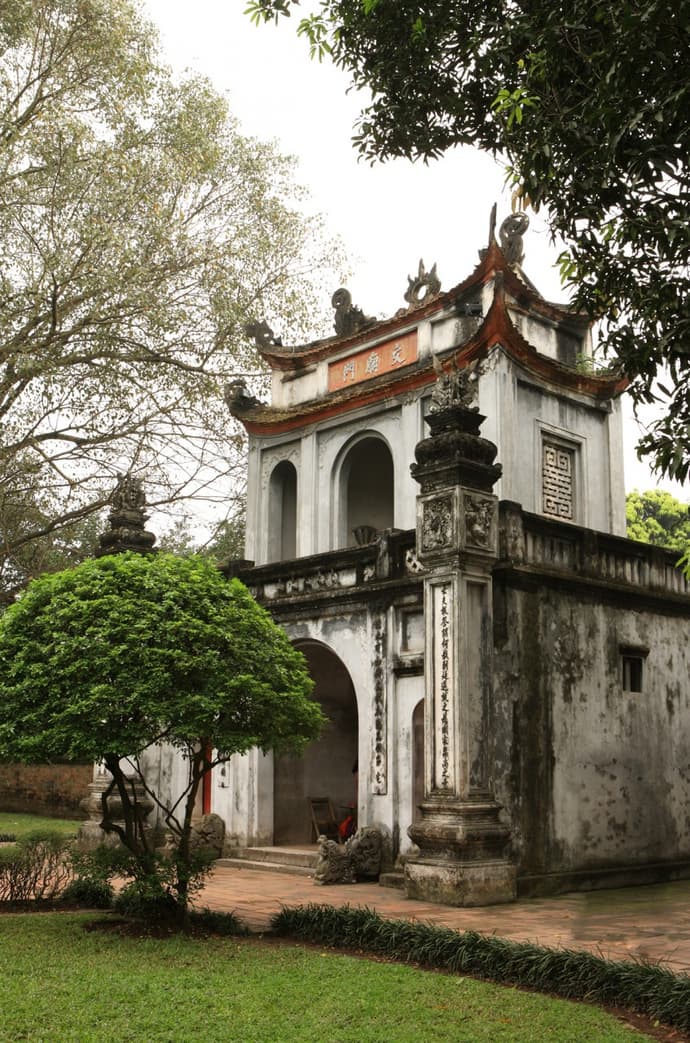 Classic Vietnam - From North to South 9 Days & Transfer to Saigon