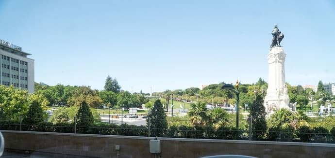 Hotel Florida, Primary image