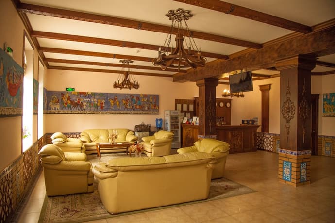 Platan, Primary image