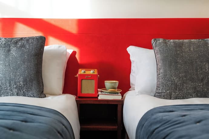 Clifton Hotel, Primary image