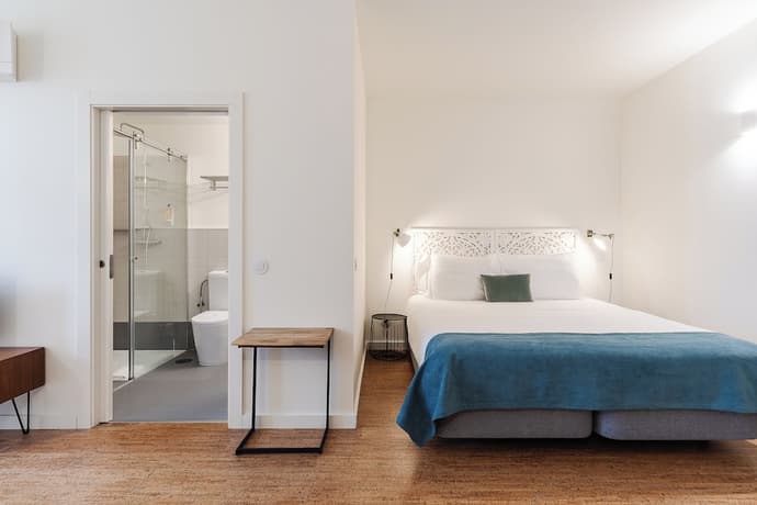 Galerias Nightlife Fashion Flats, Primary image